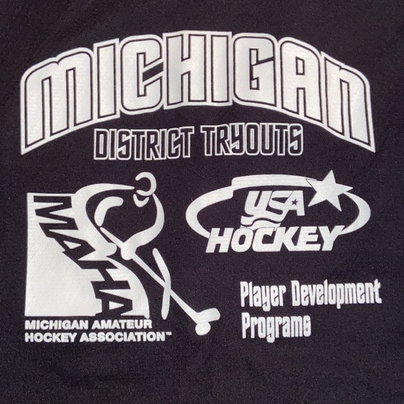 NWT/ Men’s Hockey Jersey - Picture 10 of 10